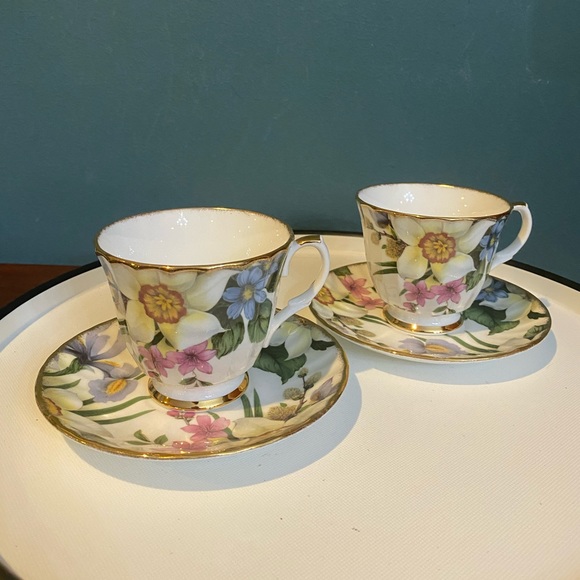 Pair Of Duchess Teacups & Saucers - Floral DUC97 - English Fine Bone China - Picture 4 of 12